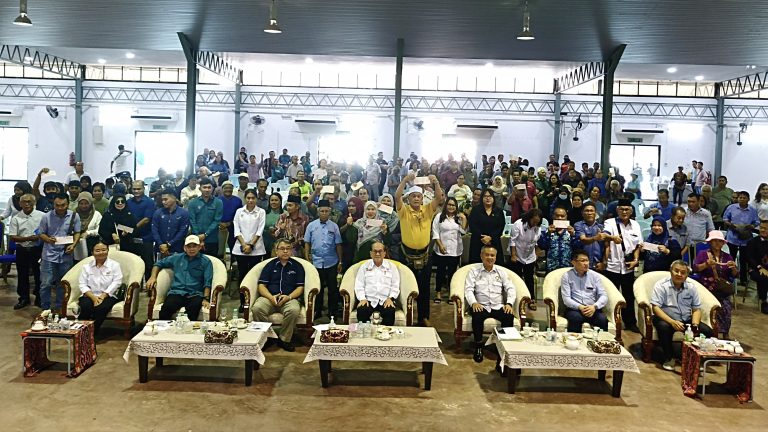 Gunakan wang pampasan tanah secara berhemah