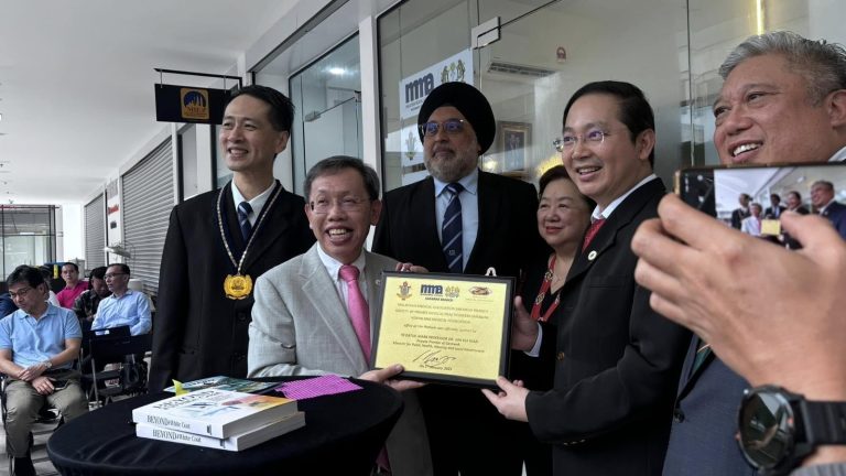 Sarawak perlukan lebih ramai doktor tempatan