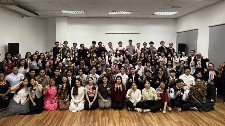 Uggah bantu 73 mahasiswa Dayak UM