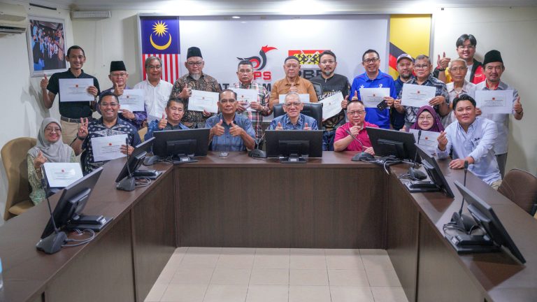 86 NGO, persatuan N.8 Satok terima geran MRP