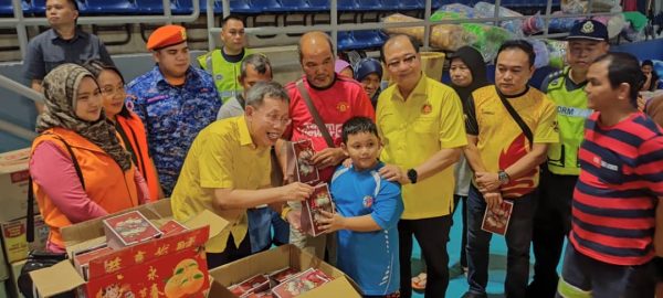 Banjir: Warga Bintulu pamerkan semangat luar biasa