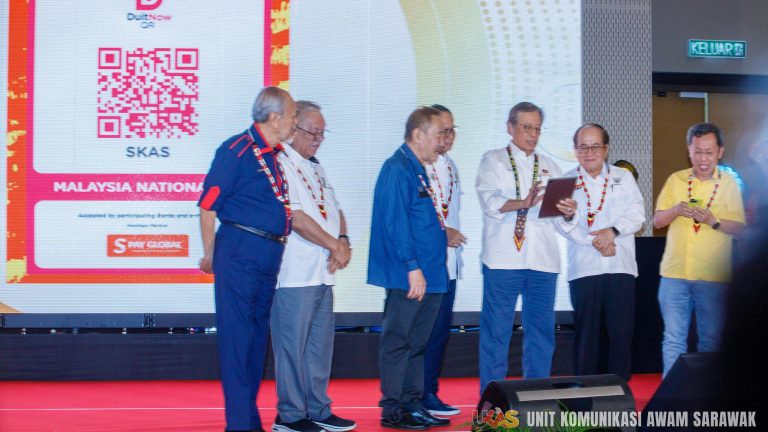 Abang Johari pelawa ketengahkan idea reka bentuk, warna AirBorneo