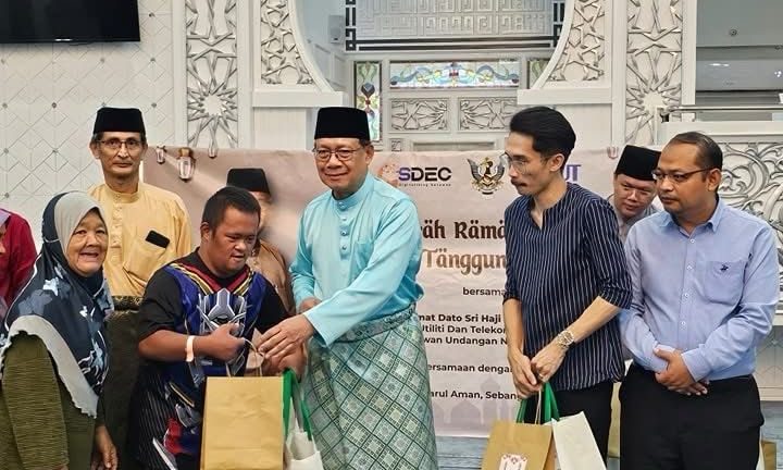 775 penduduk Sebuyau dapat akses internet melalui MySBRN