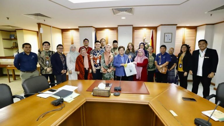 PUSAKA terima Lawatan Muhibbah Jawatankuasa SmartGreen Kolej Komuniti Mas Gading