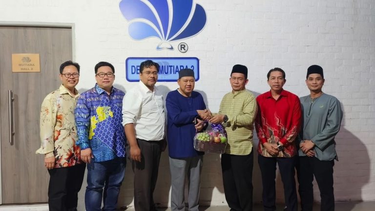 CIDB Sarawak anjur majlis iftar hargai PBT