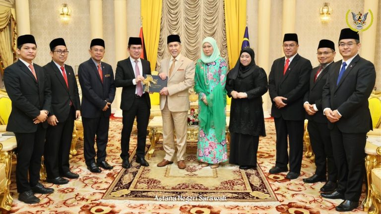 TYT terima kunjungan hormat UiTM Cawangan Sarawak