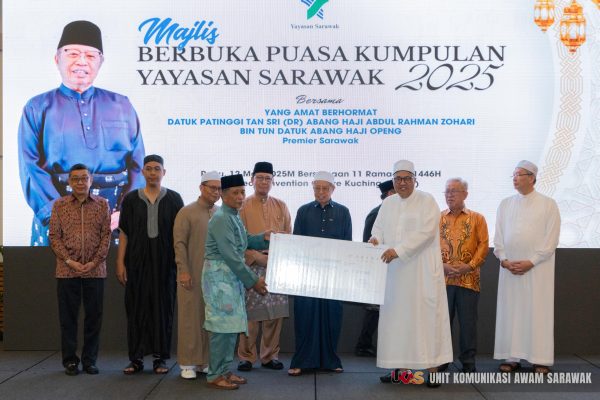 Premier Sarawak hadiri majlis berbuka puasa bersama Kumpulan Yayasan Sarawak