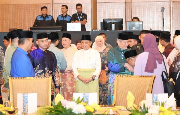 Permohonan komputer riba percuma, bantuan baucar buku bermula 23 Mac ini