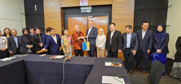 Peluang kerjasama Sarawak-Australia sangat luas