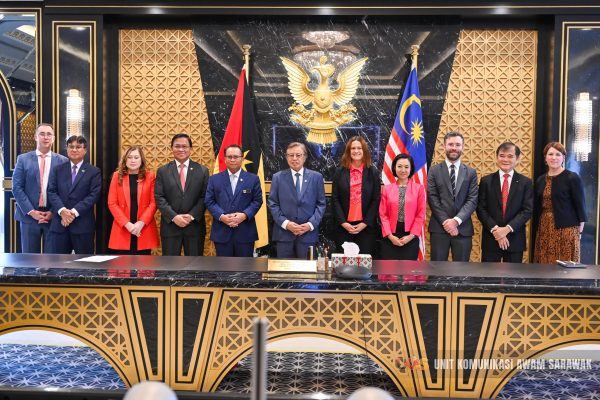 Australia-Sarawak jalin kerjasama sektor penyimpanan tenaga