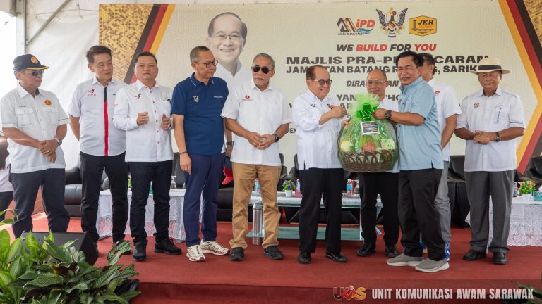 2025 tahun menuai projek jambatan – Douglas Uggah
