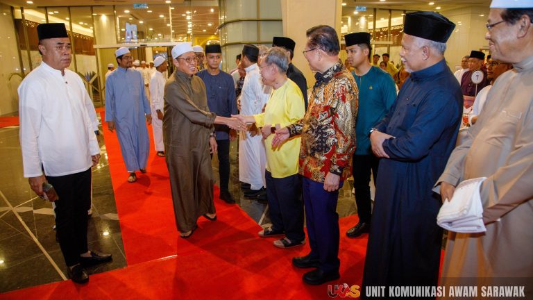 MAKSAK Wanita Sarawak bantu penjawat awam sempena Ramadan