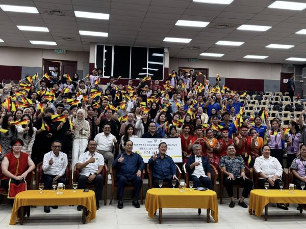 ‘Ngabas Anak Sarawak’ inisiatif MEITD dekati pelajar Sarawak seluruh negara