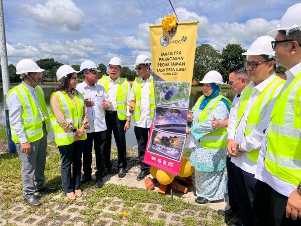 Naik taraf Taman Tasik Desa Ilmu siap November ini