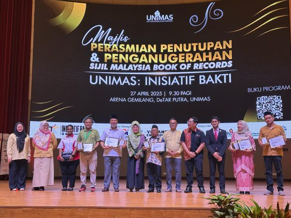 UNIMAS anjur aktiviti kesukarelawanan 48 jam