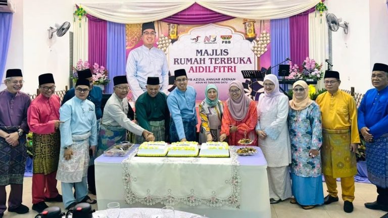 Rumah terbuka Aidilfitri ADUN Tanjong Datu