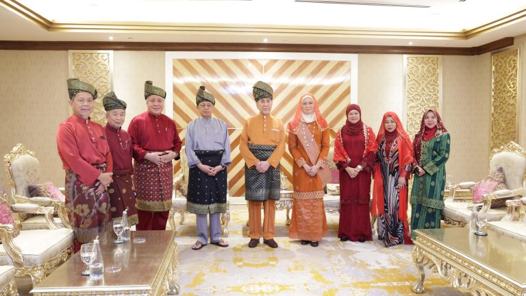 Berani ubah minda untuk berdaya saing