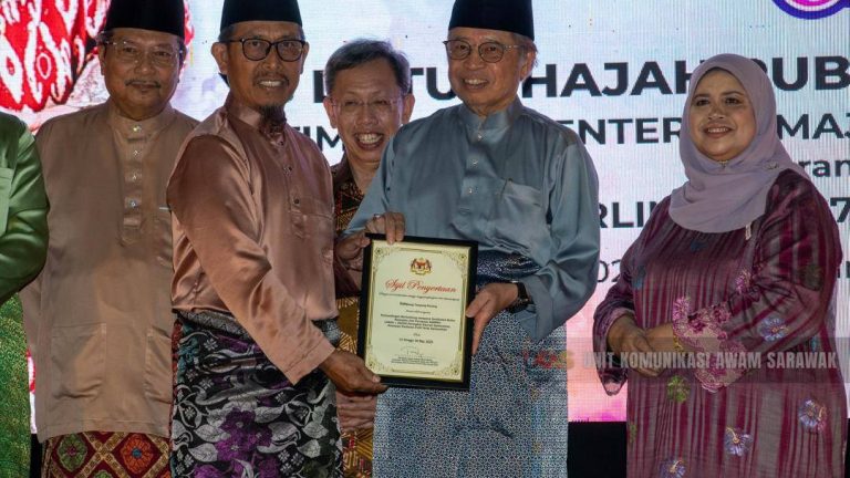 Sarawak ada model kewangan sendiri biayai projek mega