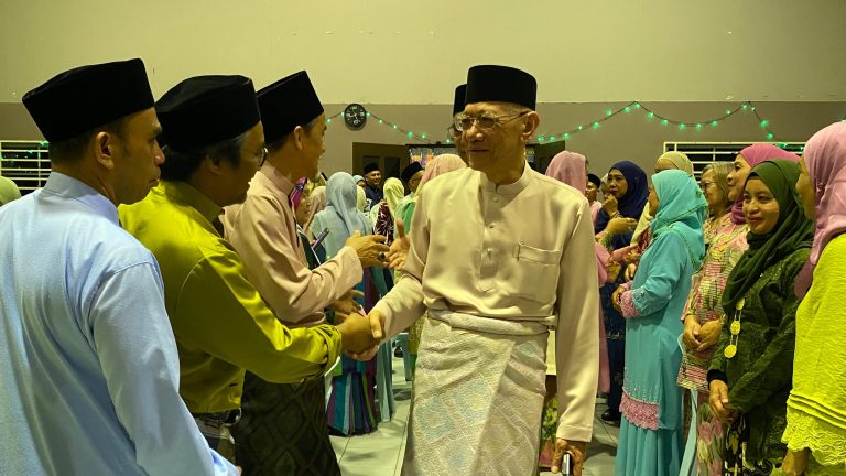 Sarawak tidak ambil sepenuh hak minyak, gas – Ibrahim Baki