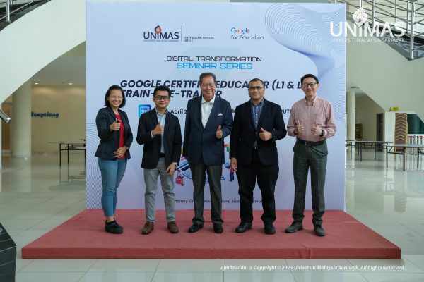 UNIMAS bersama Google tingkat pendidikan digital