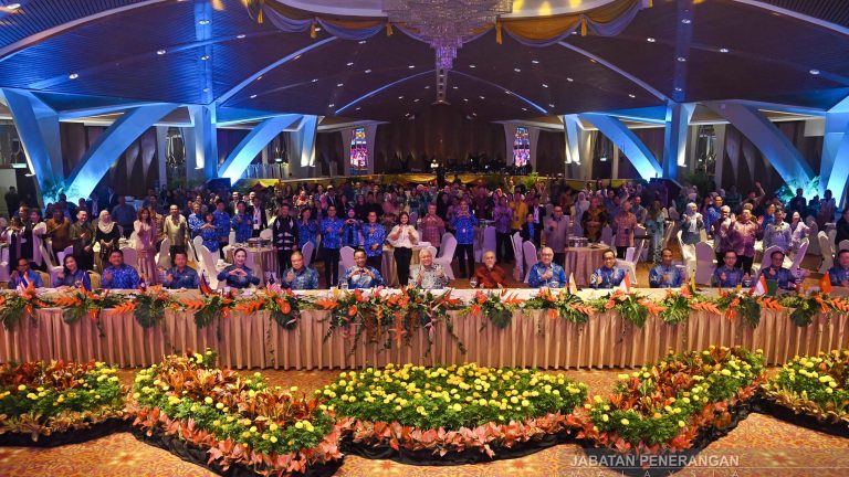 Sarawak, negara ASEAN tingkat kerjasama, pacu pertumbuhan serantau