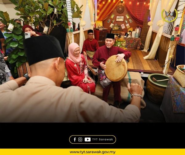 TYT meriahkan rumah terbuka Aidilfitri UNIMAS