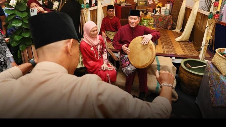 TYT meriahkan rumah terbuka Aidilfitri UNIMAS