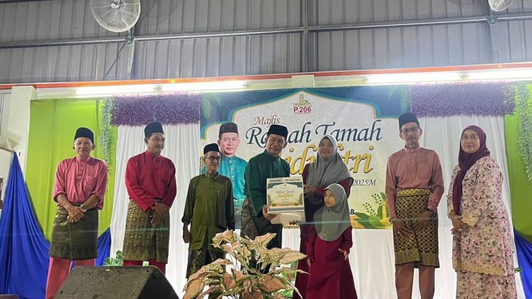Majlis Aidilfitri Kampung Selalang eratkan silaturahim masyarakat