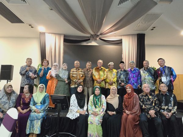 Pengalaman, sumbangan pesara aset berharga buat negara – Len Talif