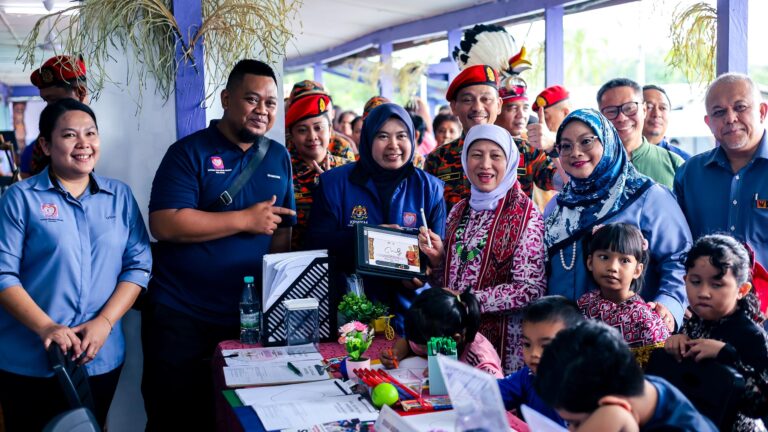 Dua projek mesra rakyat dilaksana di Kampung Kangka