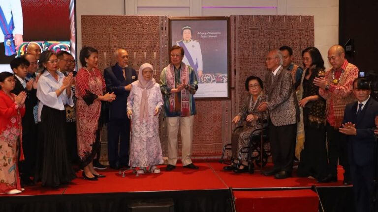 Semangat juang Empiang sumber inspirasi wanita Dayak