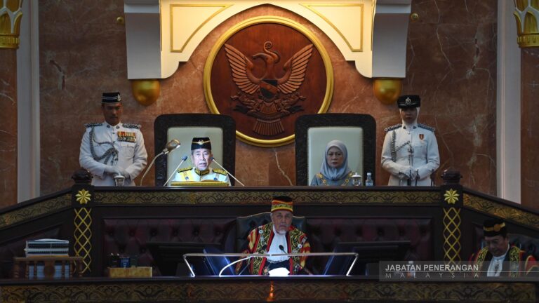 Muktamadkan segera kerjasama PETROS, PETRONAS