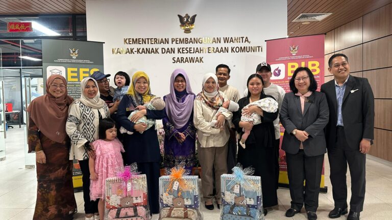 Akaun EFS: 139,925 anak Sarawak dapat manfaat
