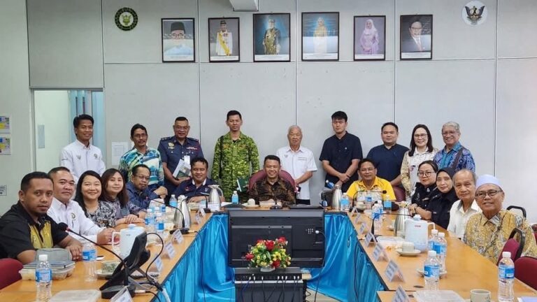 Regata Kalaka kemuncak Pesta Saratok