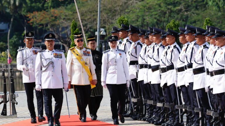 TYT rasmi Persidangan Pertama Penggal Keempat DUN Ke-19