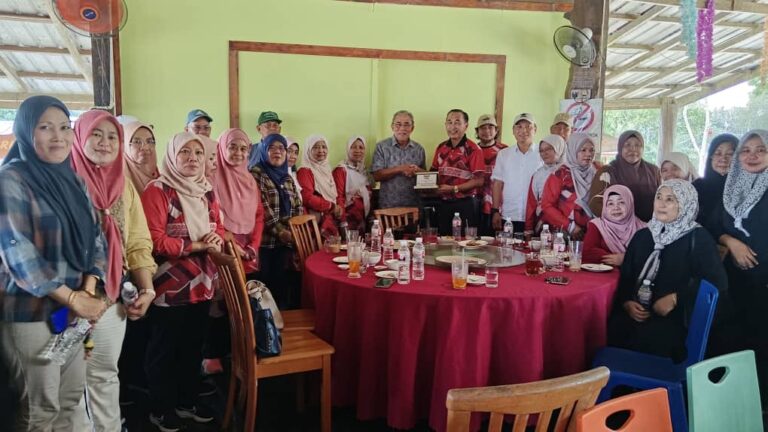 Rombongan Wanita Parti PBB Cawangan Samalaju lawat Belawai