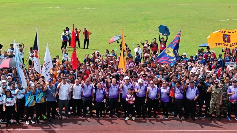 Sukan sekolah landasan cungkil bakat atlet pelapis Sarawak
