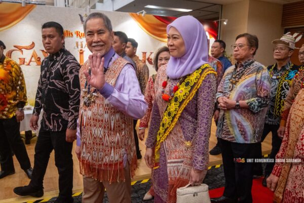 Majlis Rumah Terbuka Gawai ketengahkan keunikan budaya, perpaduan rakyat Sarawak