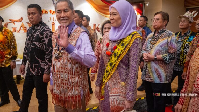 Majlis Rumah Terbuka Gawai ketengahkan keunikan budaya, perpaduan rakyat Sarawak