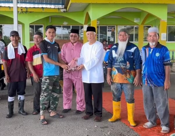 Enam masjid, dua pertubuhan DUN Kabong terima peruntukan laksana ibadah korban