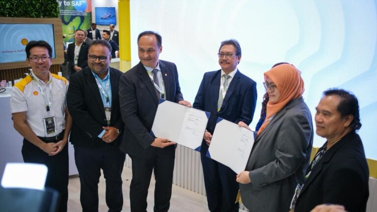 Produk penyelidikan syarikat UNIMAS dikomersial