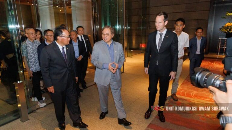 Premier Sarawak tiba di Tokyo sempena persidangan hidrogen dunia