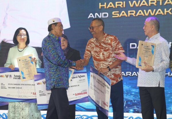 Wartawan kekal relevan lapor isu adil, mendalam