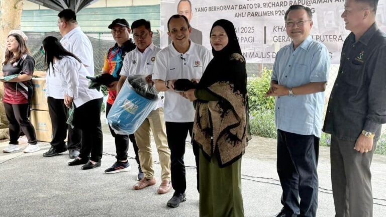 Gotong-royong kempen premis makanan bersih