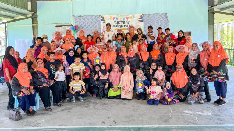 Ibu tunggal bantu pembangunan masyarakat