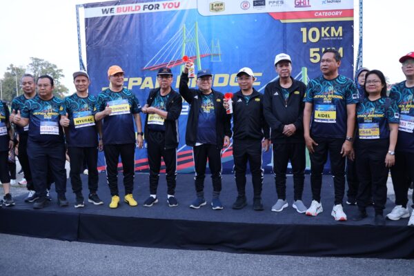 Cadangan anjur larian jambatan serentak seluruh bahagian