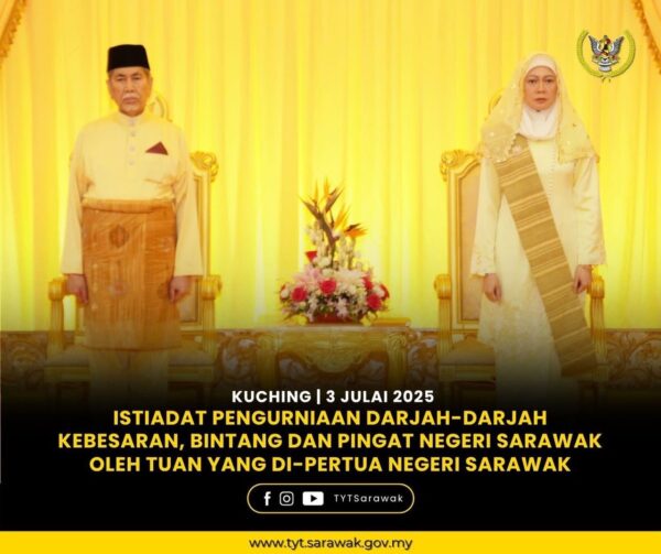 146 terima Darjah Kebesaran Negeri Sarawak