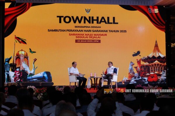 Pendidikan tinggi percuma hanya di universiti milik Kerajaan Sarawak