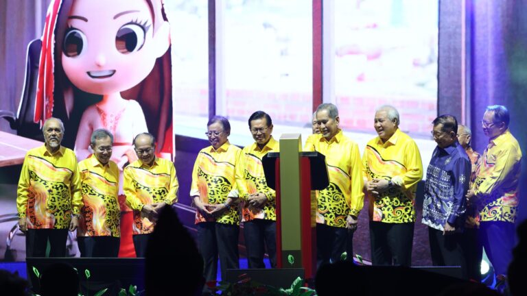 Ekonomi meningkat, Bank Dunia iktiraf Sarawak berpendapatan tinggi tiga tahun berturut-turut – Abang Jo