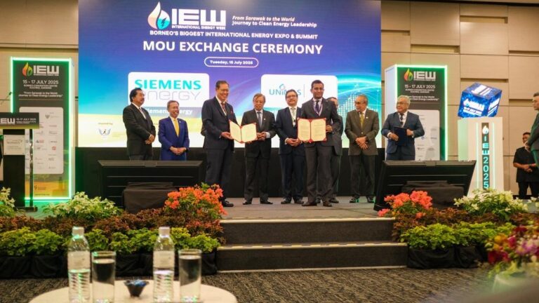 MoU UNIMAS, Siemens Energy Malaysia kukuhkan kelestarian tenaga diperbaharui